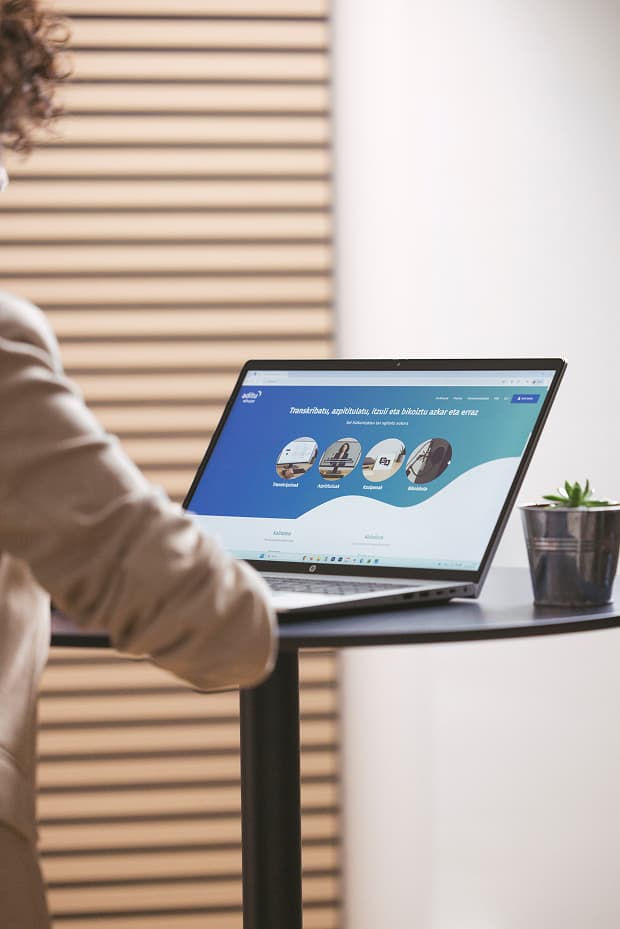 Adimen artifiziala eta hizkuntza-teknologiak